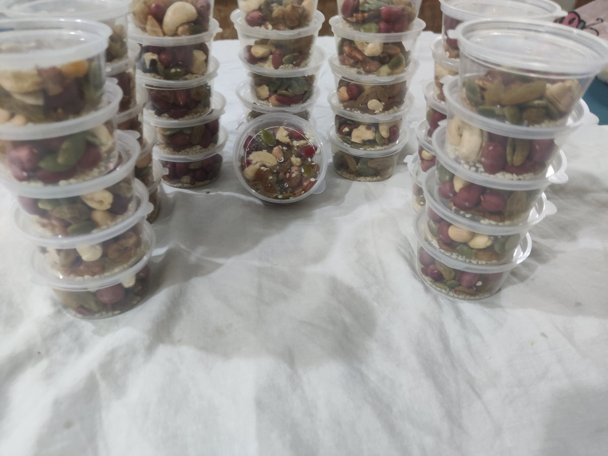 Mini Honey Nuts Family packs
